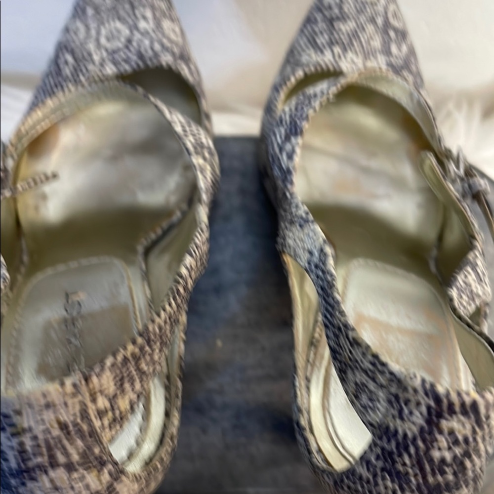 #0177 Nine West Cream &  Gray Snakeskin Heels w/ Open Side & Mary Jane Strap-6 - Picture 10 of 12